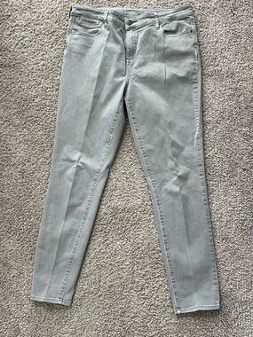 Chicos Light Gray Slim Jeans